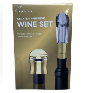 ❤️❤️LAST CHANCE ❤️❤️. Rabbit - Aerate & Preserve Wine set - Gold